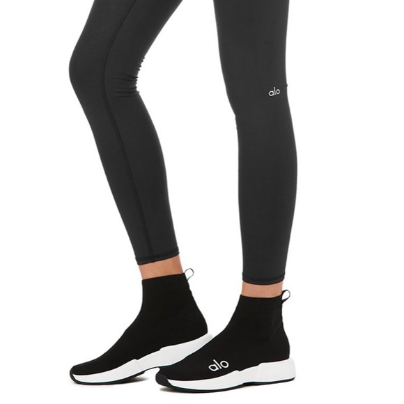 alo sock sneakers